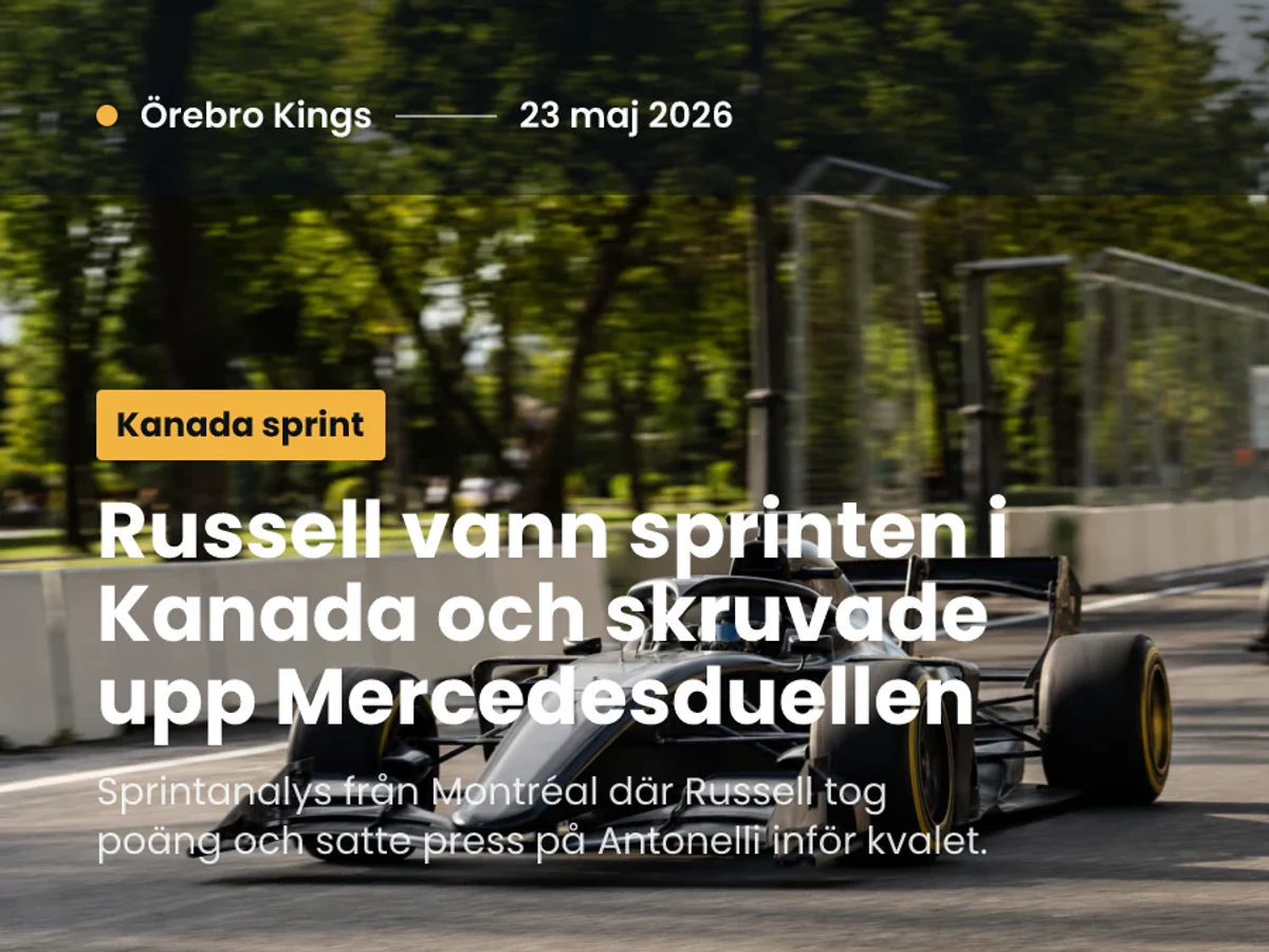 Generiska formelbilar i sprintfart på en stadsnära bana.